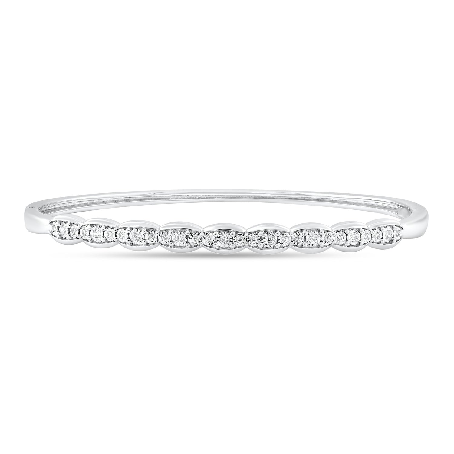 1/4ctw Diamond Bangle