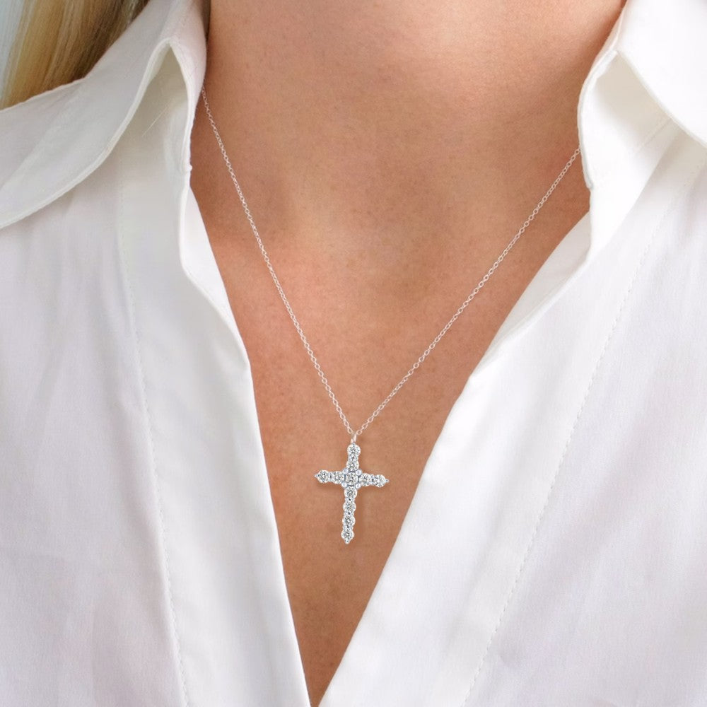 1/2ctw Diamond Cross Pendant